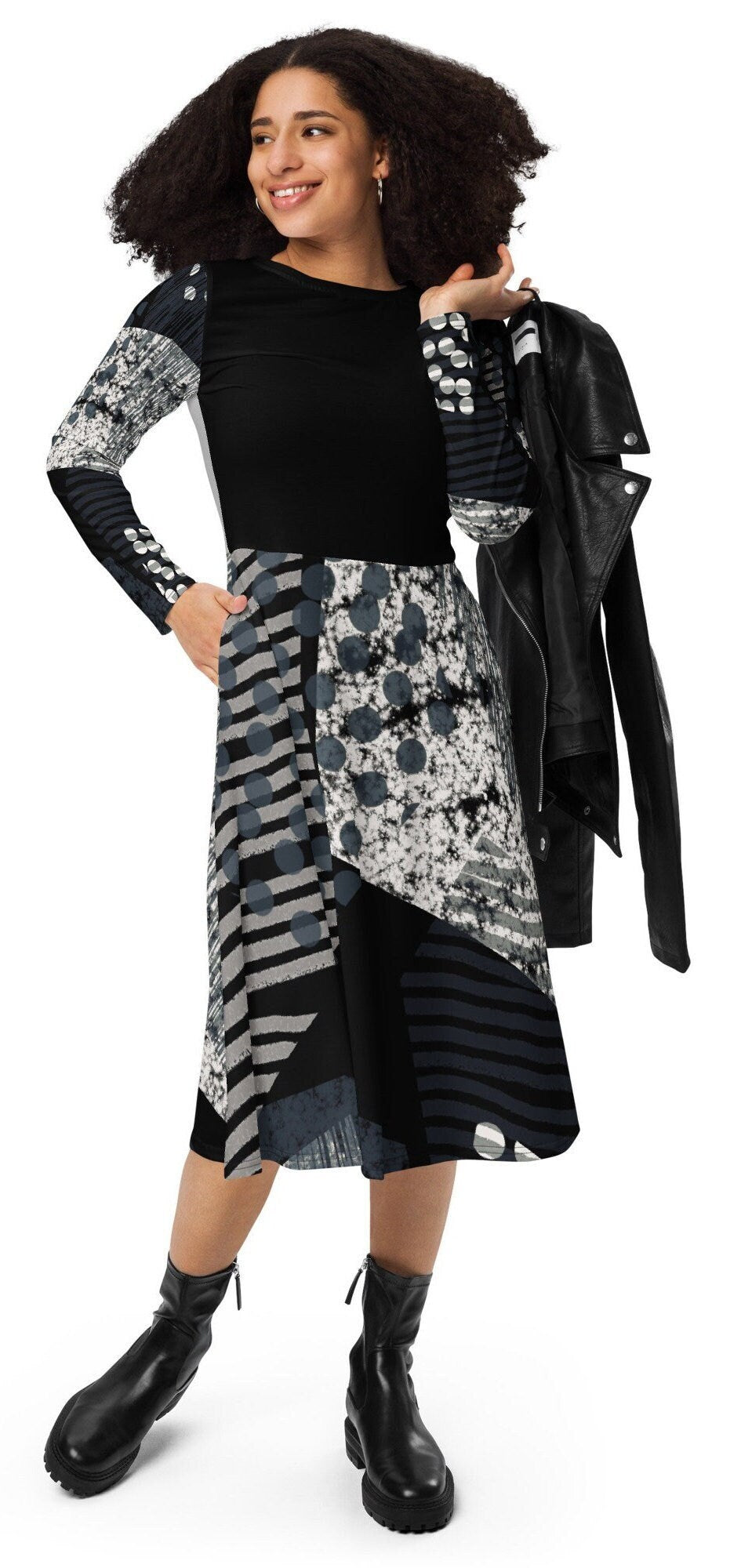Plus Size Abstract Long Sleeve Dress, Balck and white oversized dress, Dresses For Women, Midi All-over print long sleeve midi dress