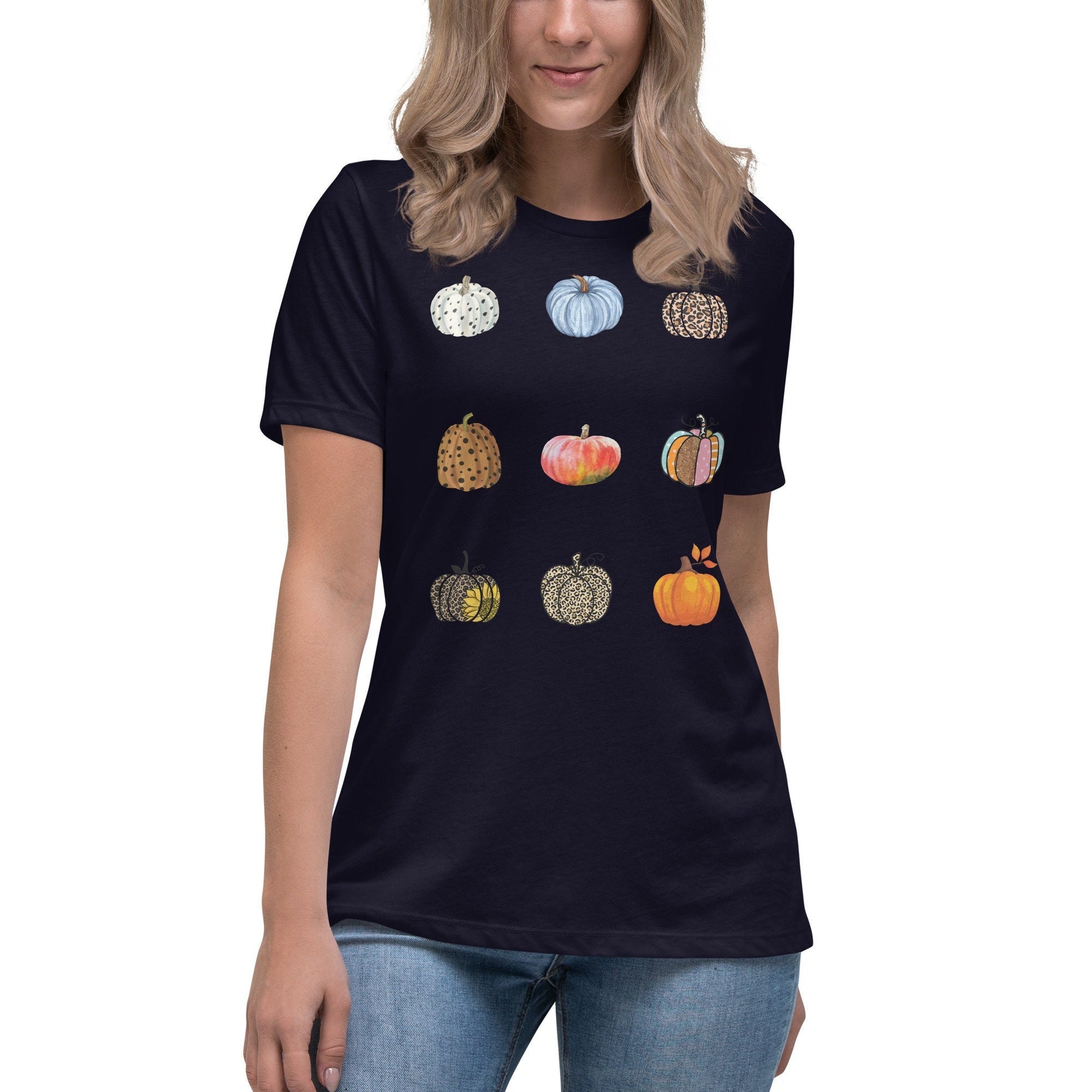 Women's Relaxed Pumpkin T-Shirt, Halloween Shirt, women Fall Tee, Thanksgiving Top