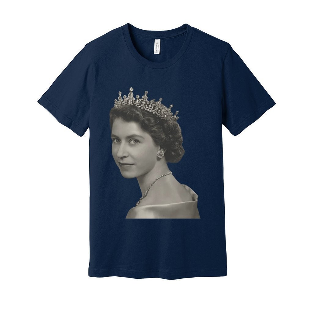 Unisex Jersey Queen Elizabeth II Tee, British Royal Shirt, Majesty T-shirt, Platinum Jubilee Top, England Queen Shirt