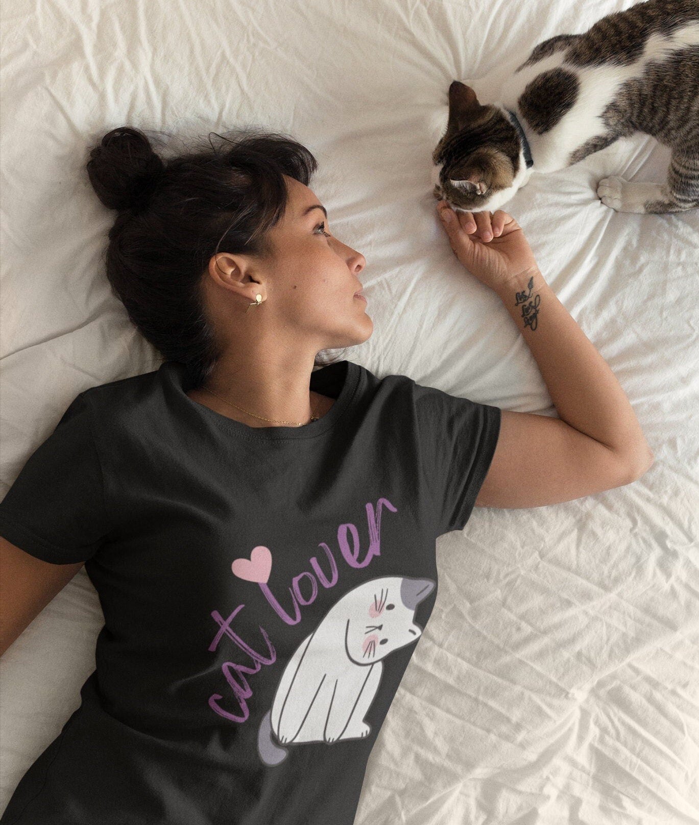 Cat lover Short-Sleeve Unisex T-Shirt, Cat lover Shirt, Animal Shirt, Pet Tee