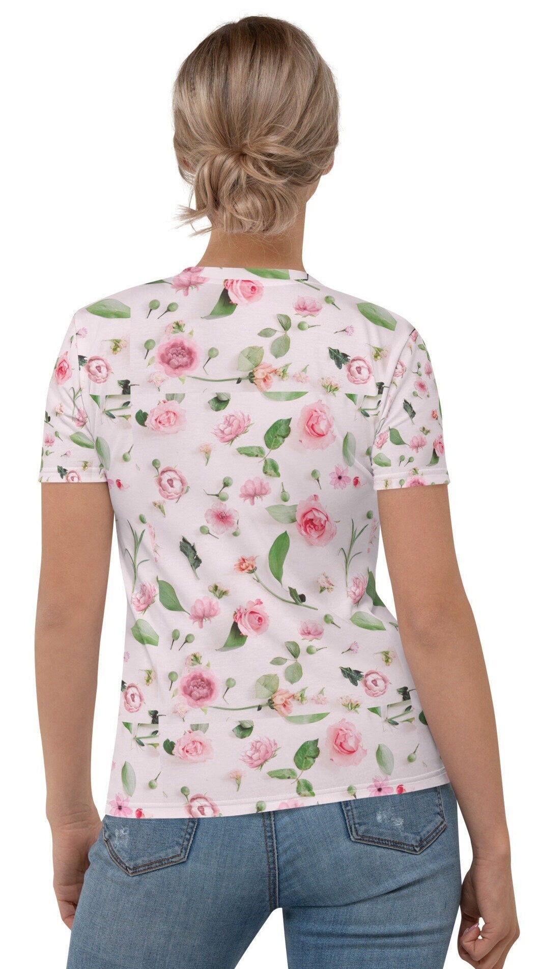 Pink Floral Women's T-shirt, Pink Roses Shirt, Nature lover Shirt, Gift for Her