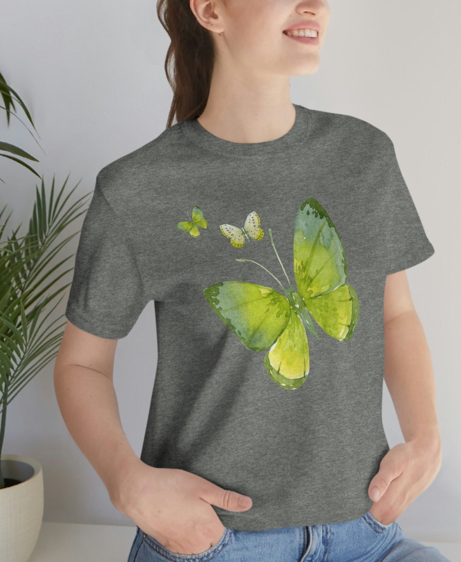 Butterfly T-shirt, Butterfly Tee, Nature Lover Shirt, Butterflies Tee Gift, Insect Shirts, Aesthetic Shirt, Butterfly Cute Shirt